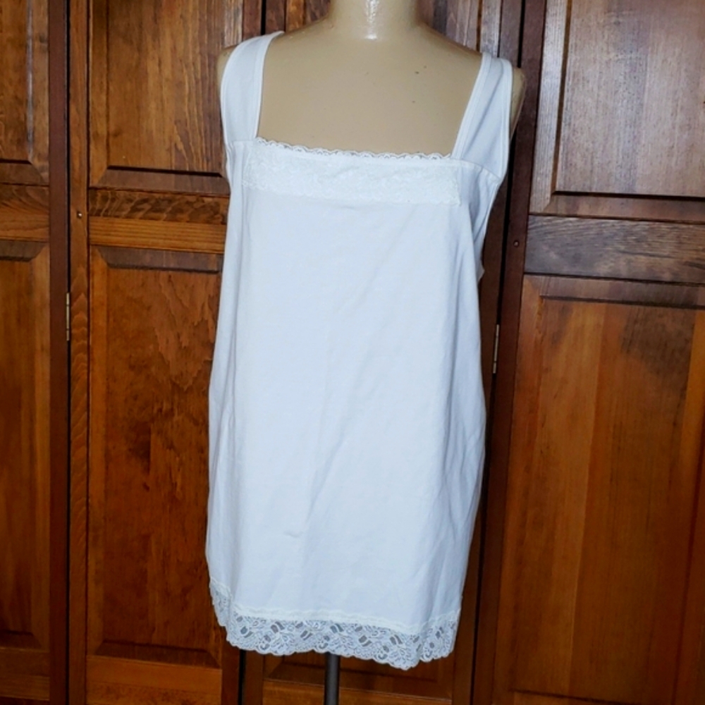 Liz & Me NWOT Lace Trim Camisole Shell Sz 3X
